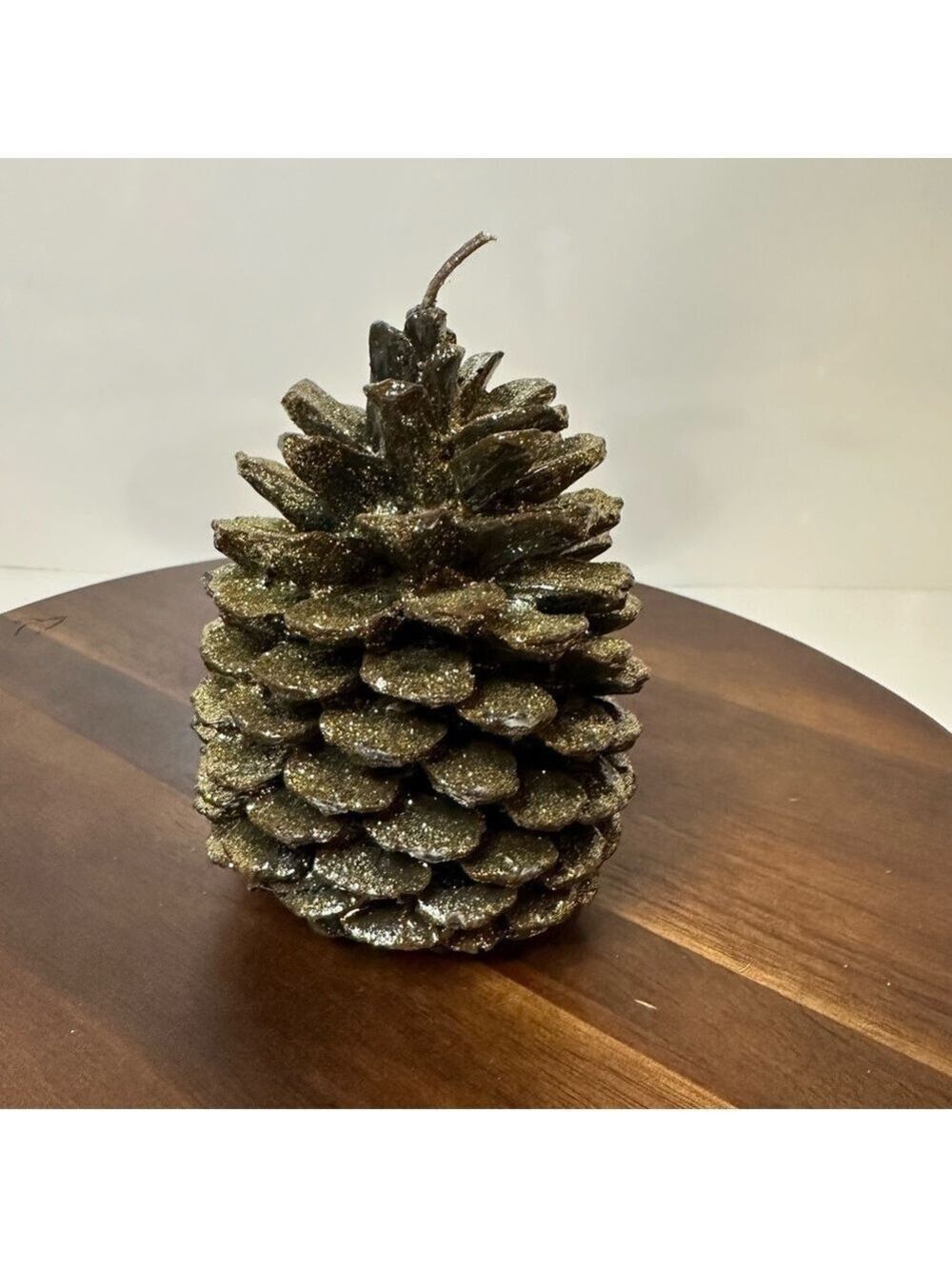 Pine Cone Wax Candle Single Wick Brown & Gold Pine-Cone Shape Decorative Candle